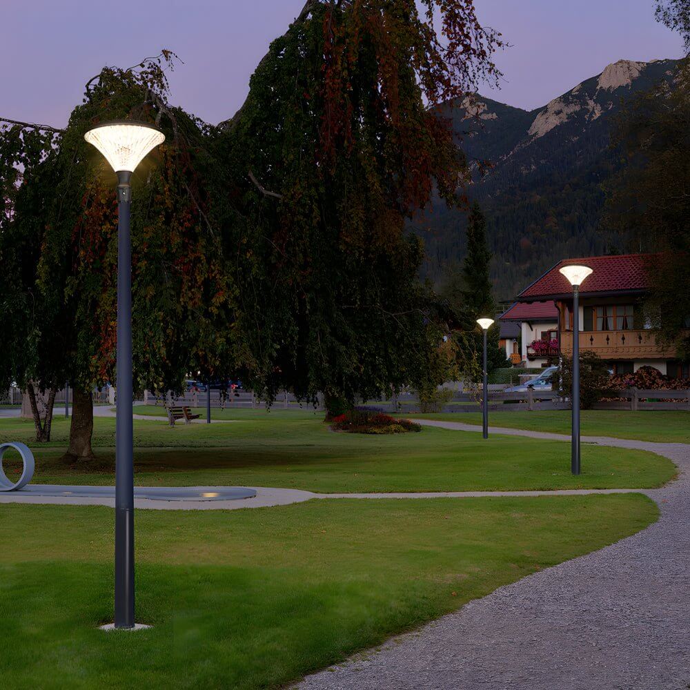 Solar LED Outdoor Post Light - Black Aluminum Street Lamp