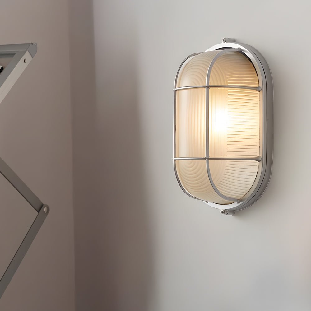 Retro Industrial Wall Light - Die-Cast Aluminum & Ribbed Glass