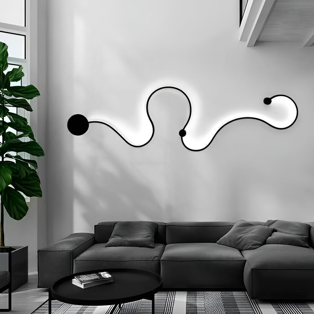Curved Linear LED Wall Sconce - Modern Black Metal Wall Light