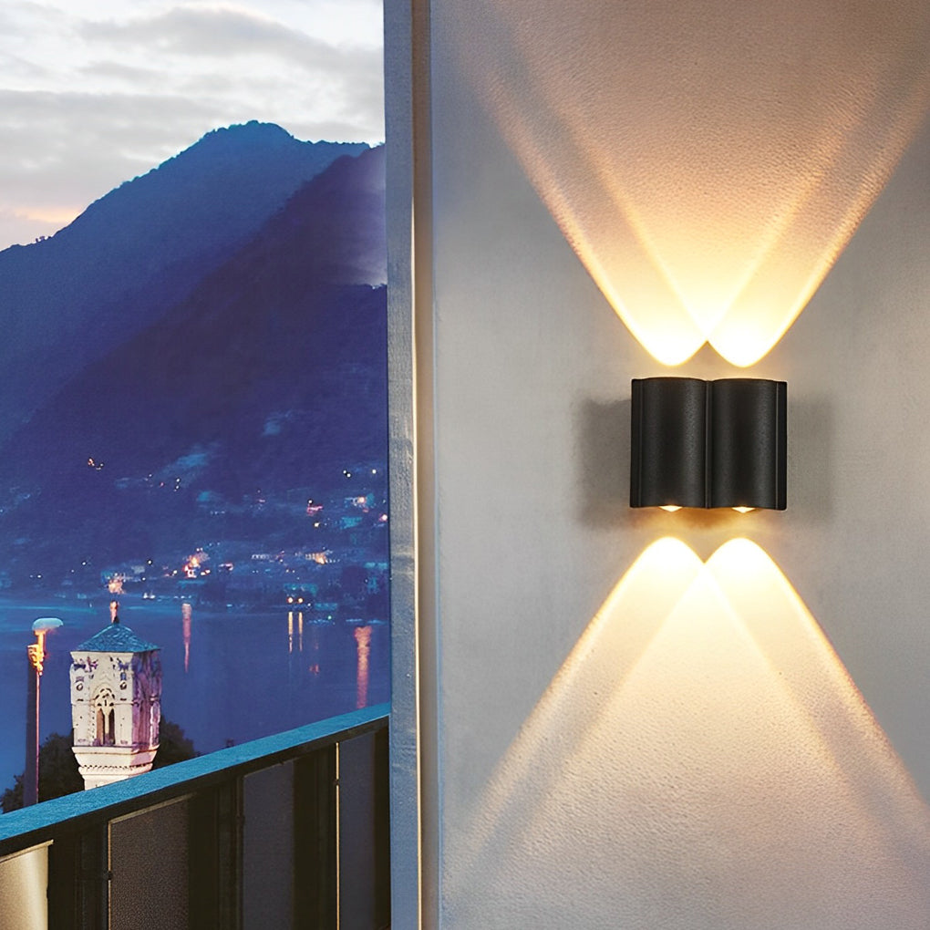 Modern Wave LED Outdoor Wall Light - Waterproof Aluminum Sconce