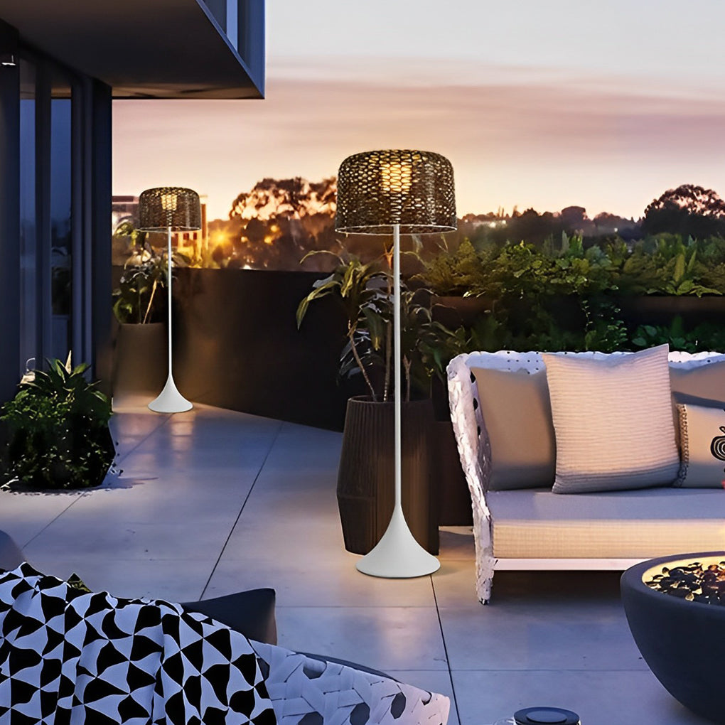Modern Mesh Solar Outdoor Floor Lamp - Stainless Steel