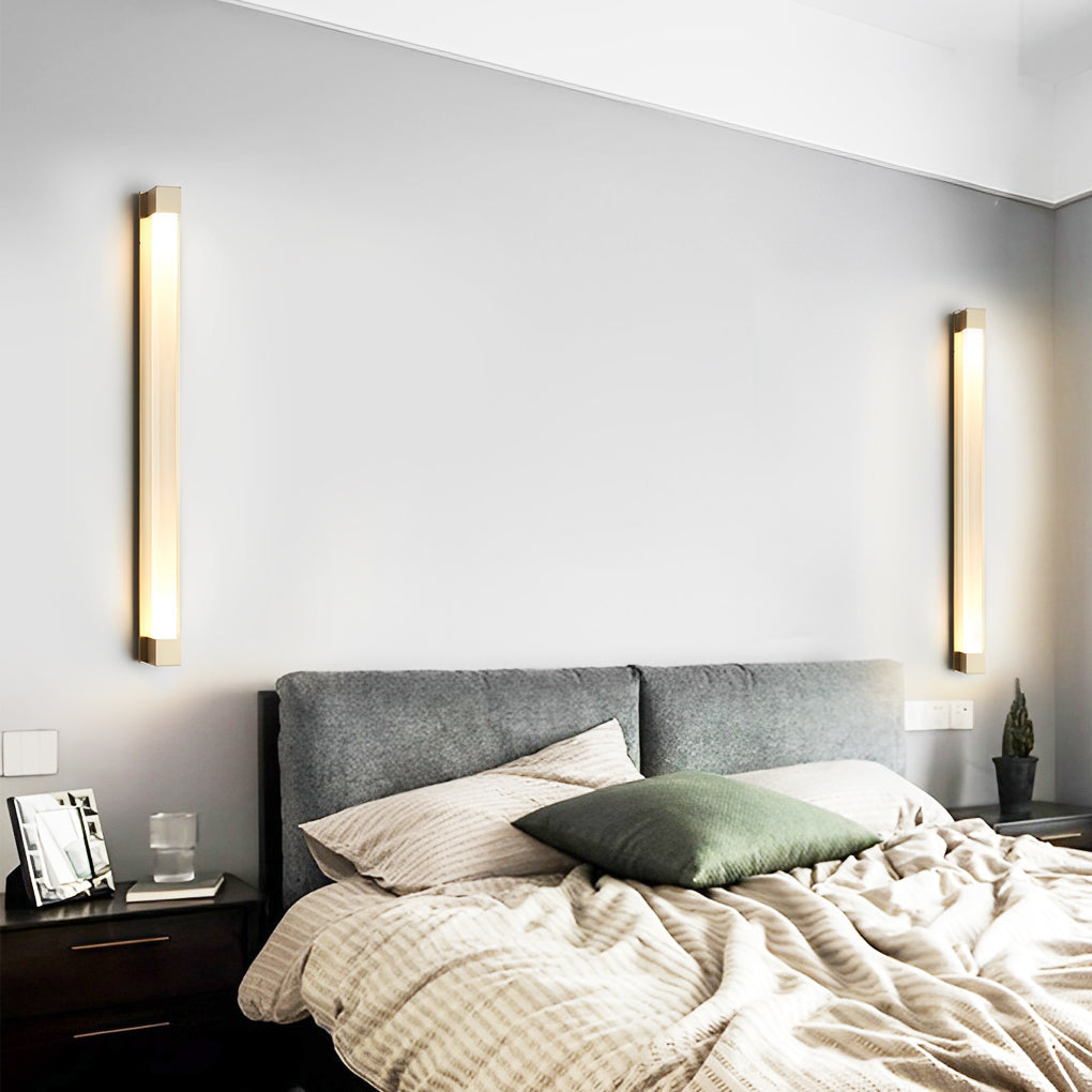 Modern Crystal Strip LED Wall Sconce with Metal Frame