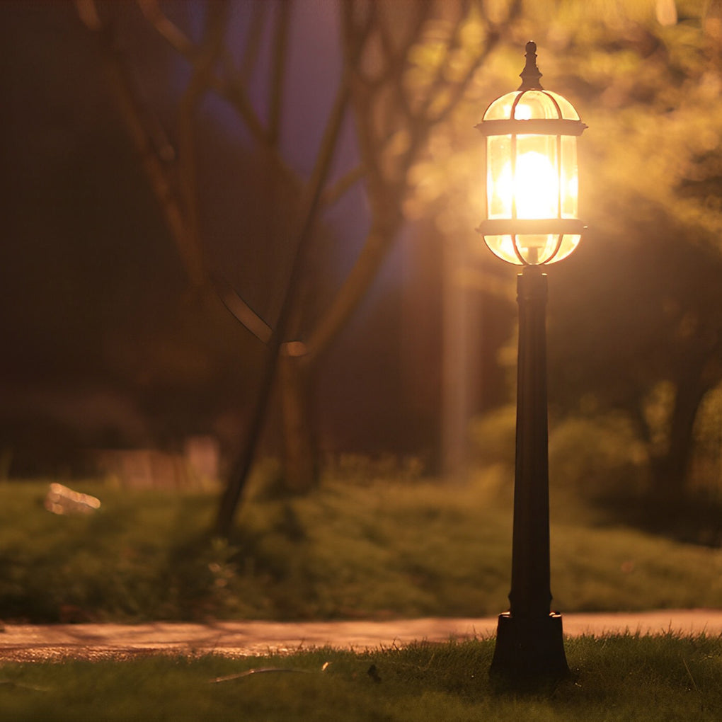 Vintage Golden LED Outdoor Pathway Light | European Lawn Lamp