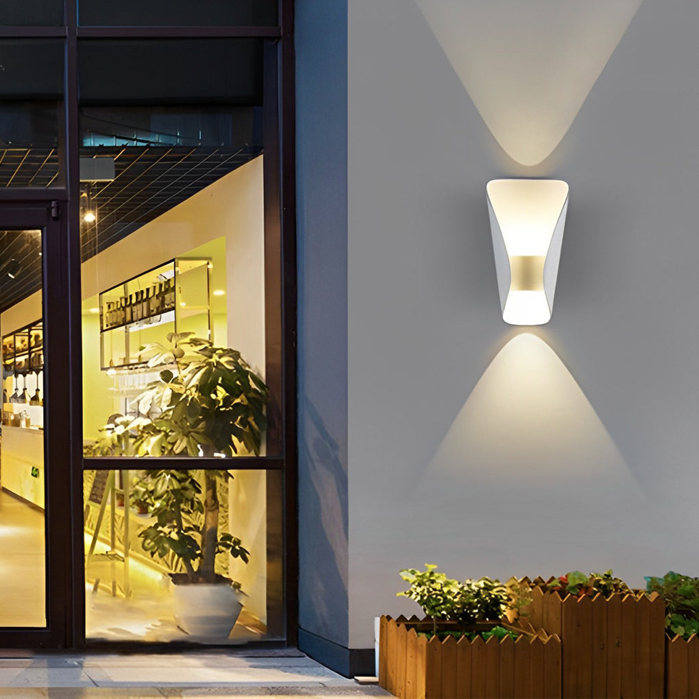 Industrial Up Down Wall Light Outdoor Waterproof IP65 Sconce