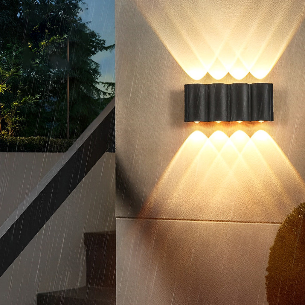 Modern Wave LED Outdoor Wall Light - Waterproof Aluminum Sconce