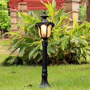 Industrial Outdoor Pathway Lamp Post - Die-Cast Aluminum & Glass