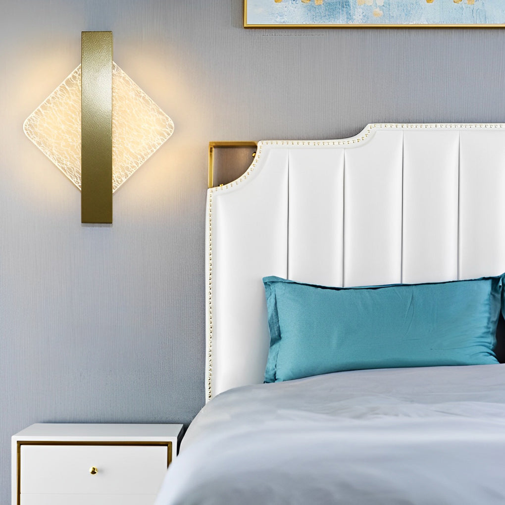 Modern Geometric LED Wall Sconce - Acrylic & Metal Finish