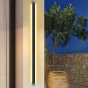 Modern Black Linear LED Outdoor Wall Light Waterproof IP65