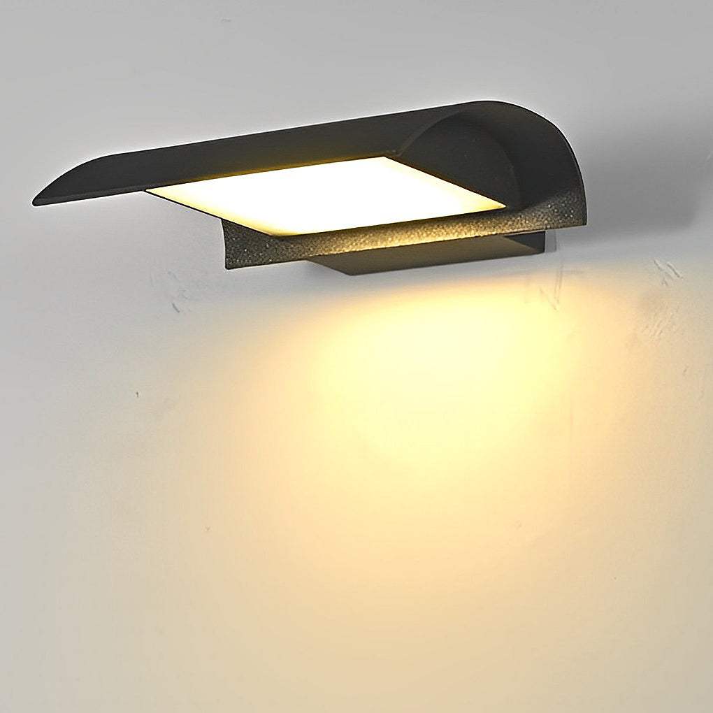 Curved LED Outdoor Wall Lamp – Black Aluminum Waterproof Sconce