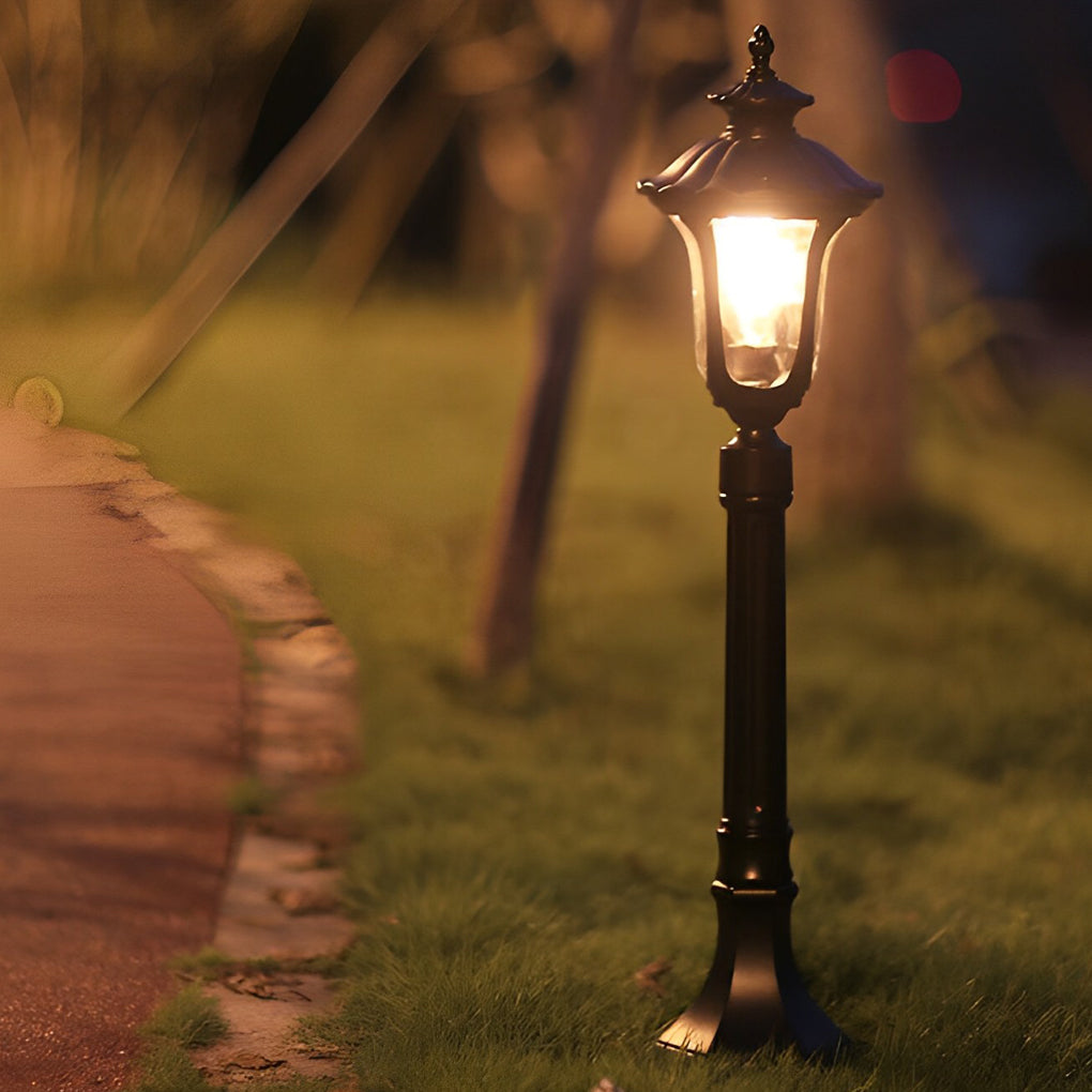 Vintage Black Outdoor Lawn Post Light with Water Glass Lens