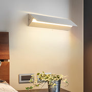 Adjustable Rectangular LED Wall Lamp with 270° Rotation - White