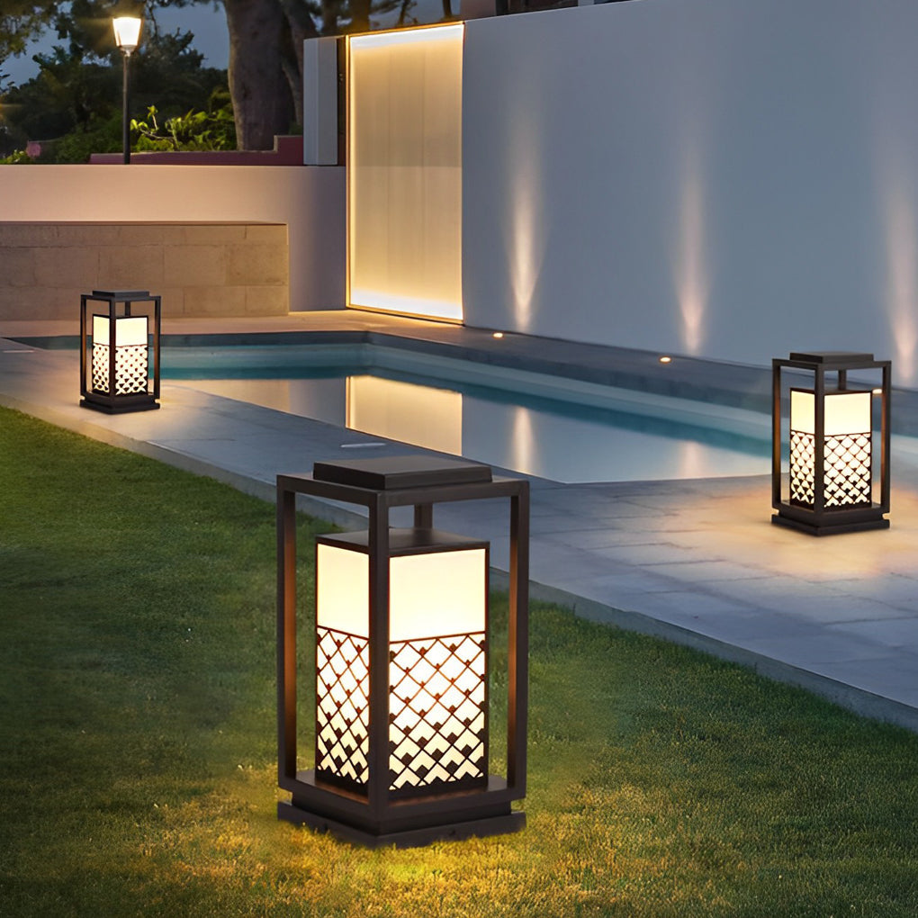 Retro Black Solar LED Pathway Lamp with Patterned Acrylic Shade