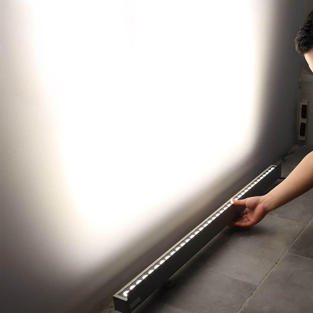 39-Inch Linear LED Wall Washer Light - Outdoor Aluminum