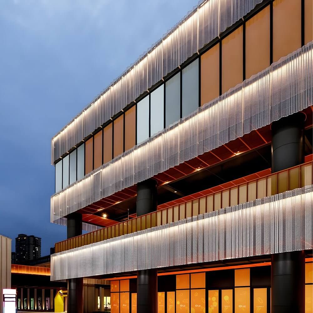 39-Inch Linear LED Wall Washer Light - Outdoor Aluminum