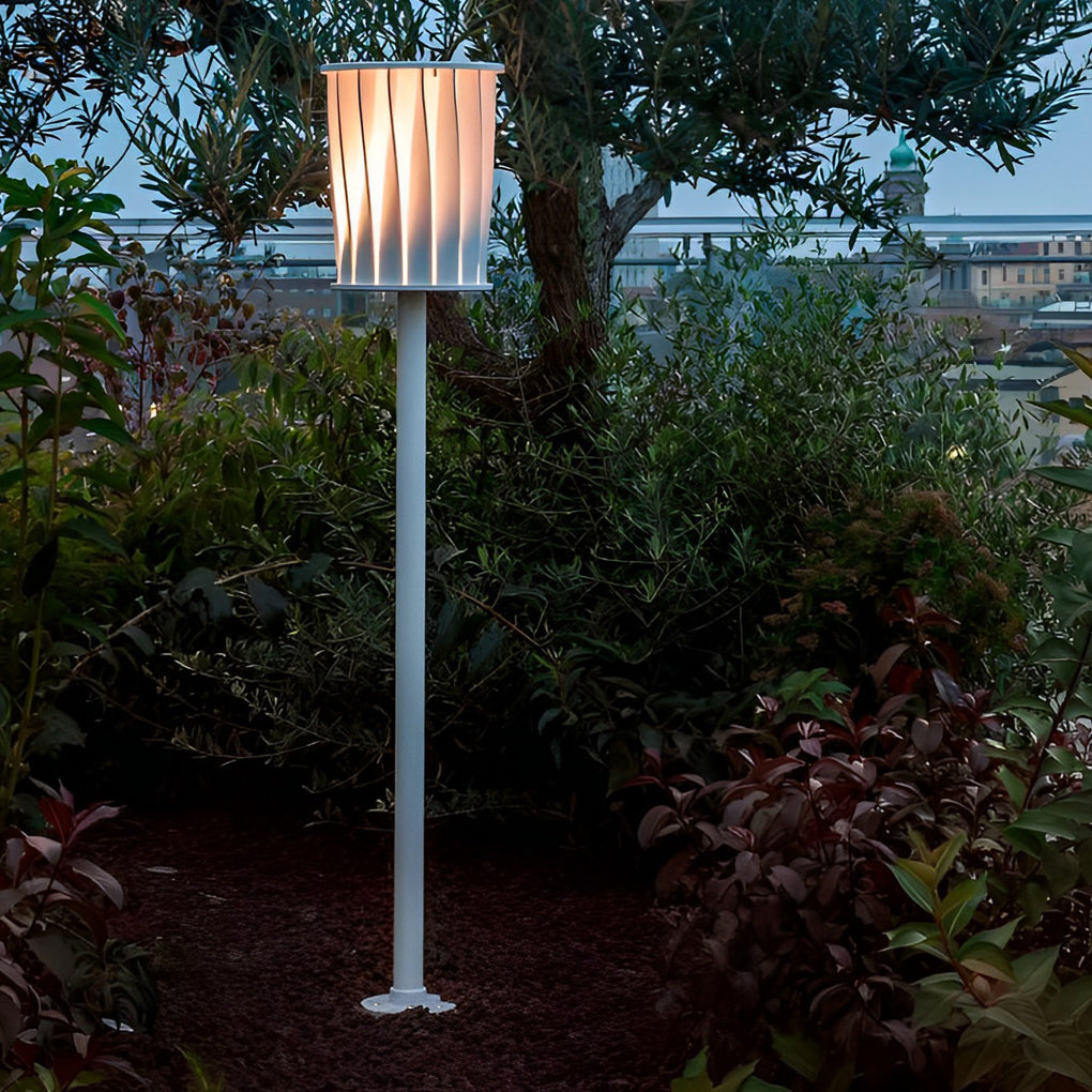 Modern Outdoor Floor Lamp with Rotating Slats & IP65 Waterproof