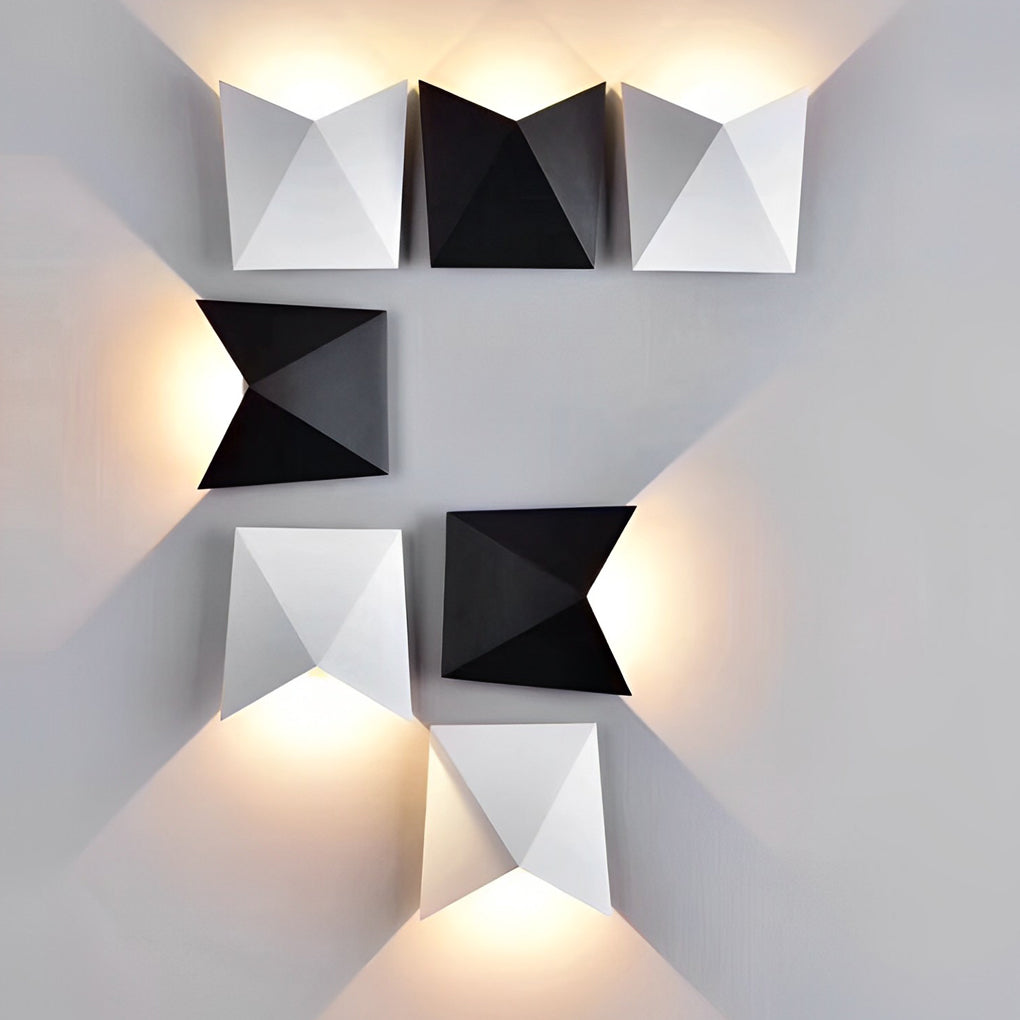 Geometric LED Aluminum Waterproof Wall Sconce Modern Outdoor Light