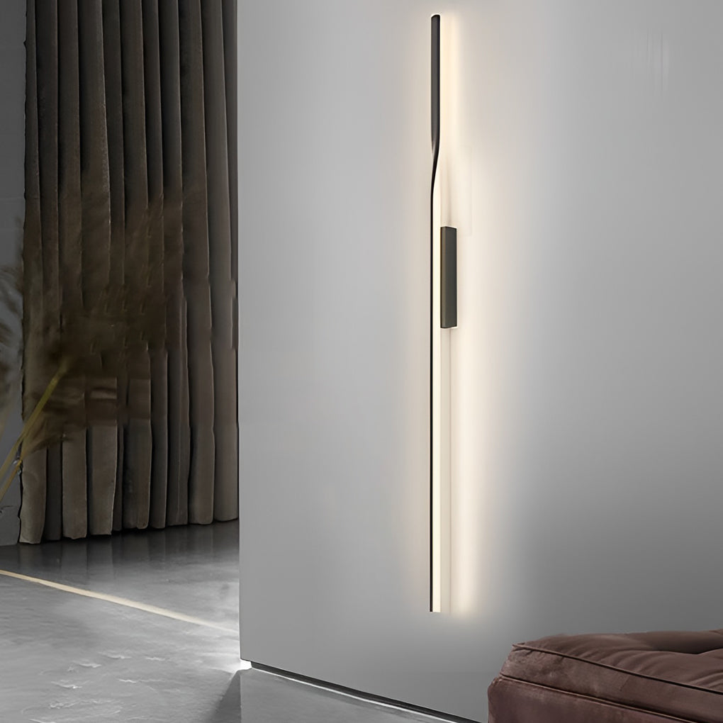 Modern Linear LED Wall Sconce in Black Iron | Minimalist Design