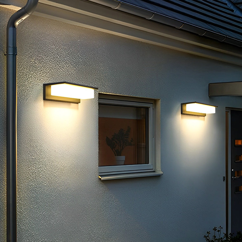 Modern Rectangular Solar LED Outdoor Wall Light - Waterproof