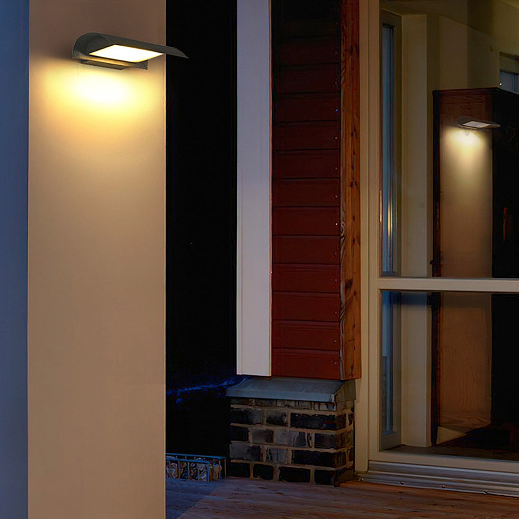 Curved LED Outdoor Wall Lamp – Black Aluminum Waterproof Sconce