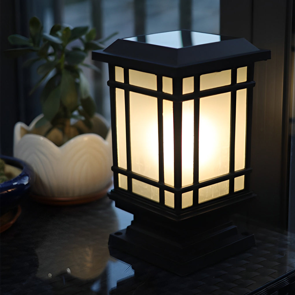 Modern Solar Fence Post Light - 3-Step Dimming - Die-Cast Aluminum
