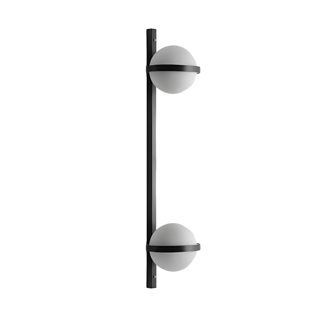 Modern Outdoor Wall Light with Flowerpot Design in Black