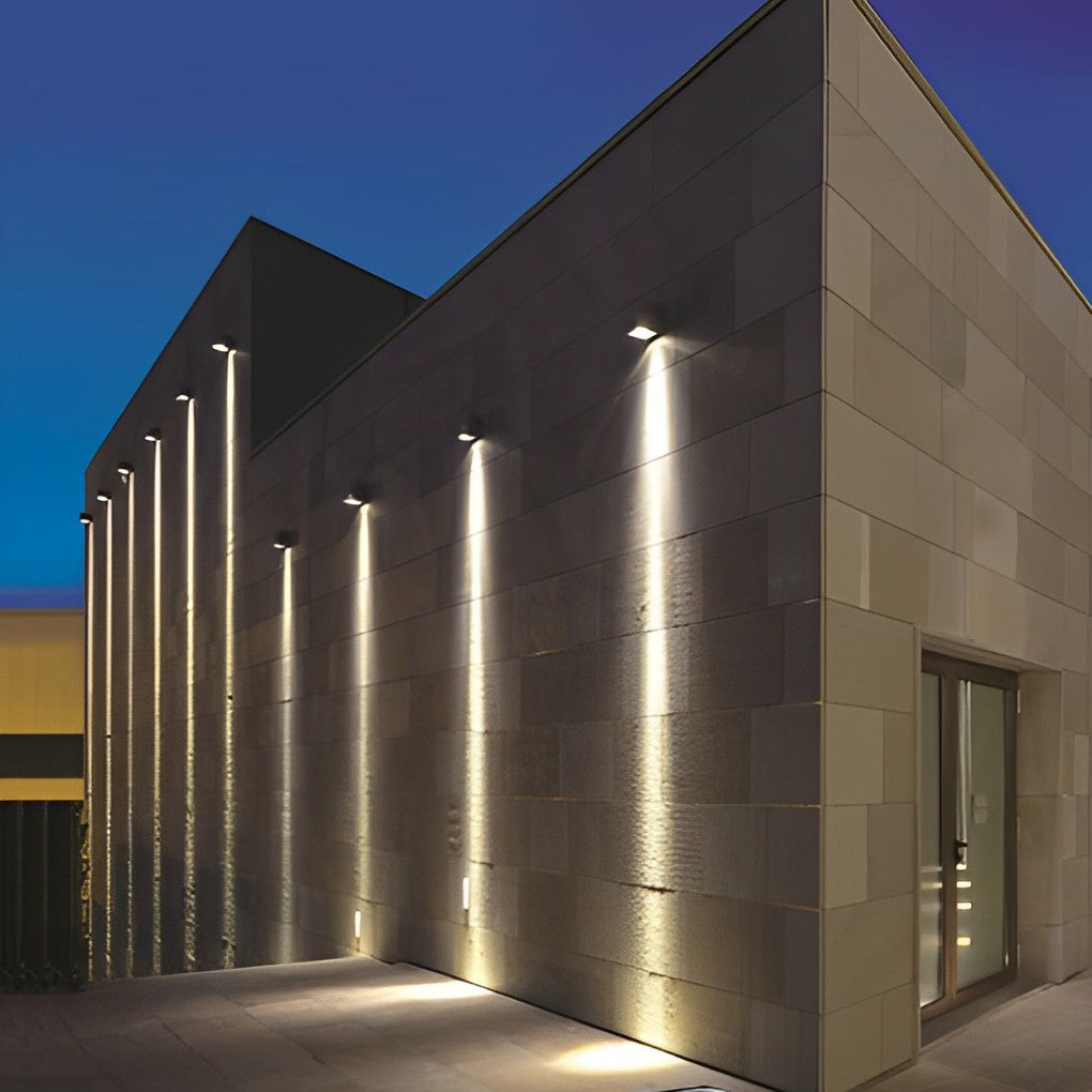 IP65 Waterproof Modern LED Outdoor Wall Spotlight 24W