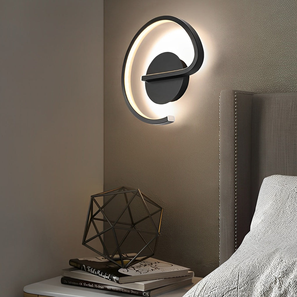 Modern LED Wall Sconce with Artistic Line Design in Aluminum