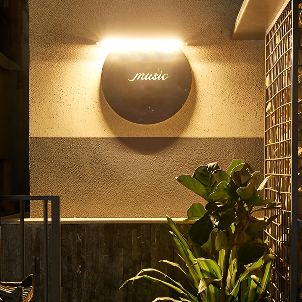 Adjustable Solar LED Wall Light with Rotating Head - Aluminum