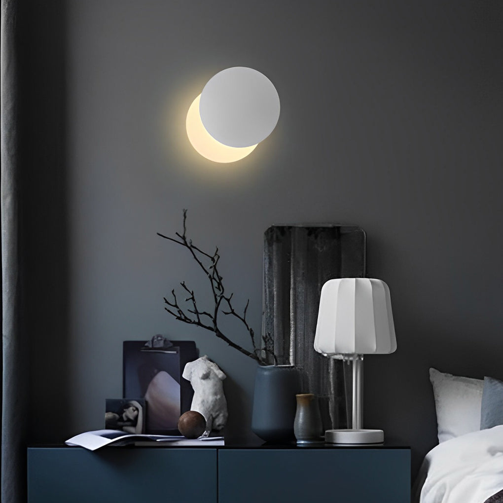 360° Rotatable Modern LED Wall Sconce - Iron & Acrylic