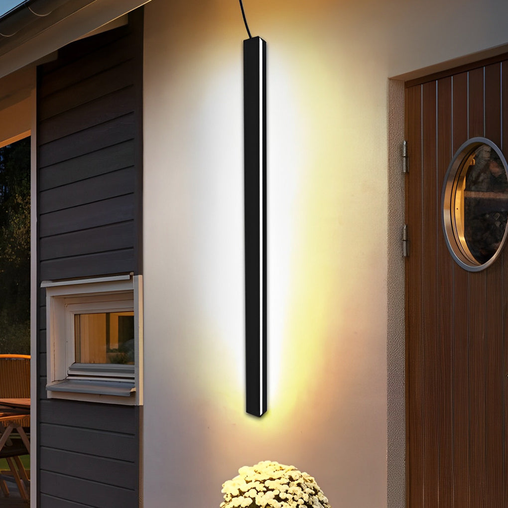 Linear LED Solar Wall Sconce - Modern Black Outdoor Light