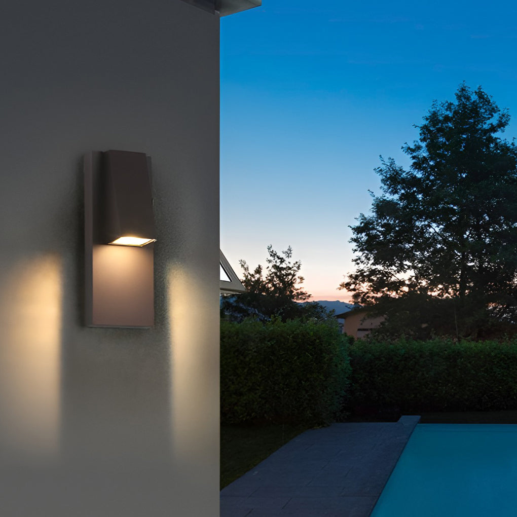 Rectangular LED Outdoor Wall Light - Modern Black Aluminum
