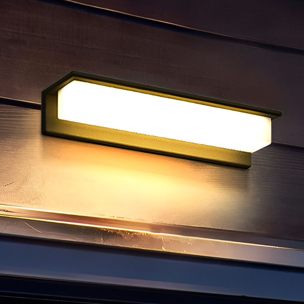 Modern Rectangular Solar LED Outdoor Wall Light - Waterproof