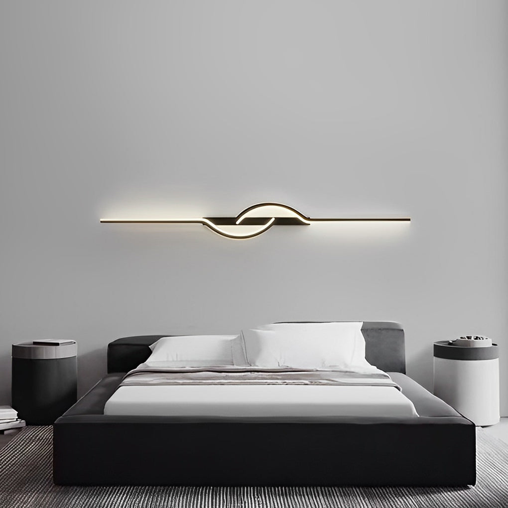 Modern Black LED Strip Wall Light with Stepless Dimming