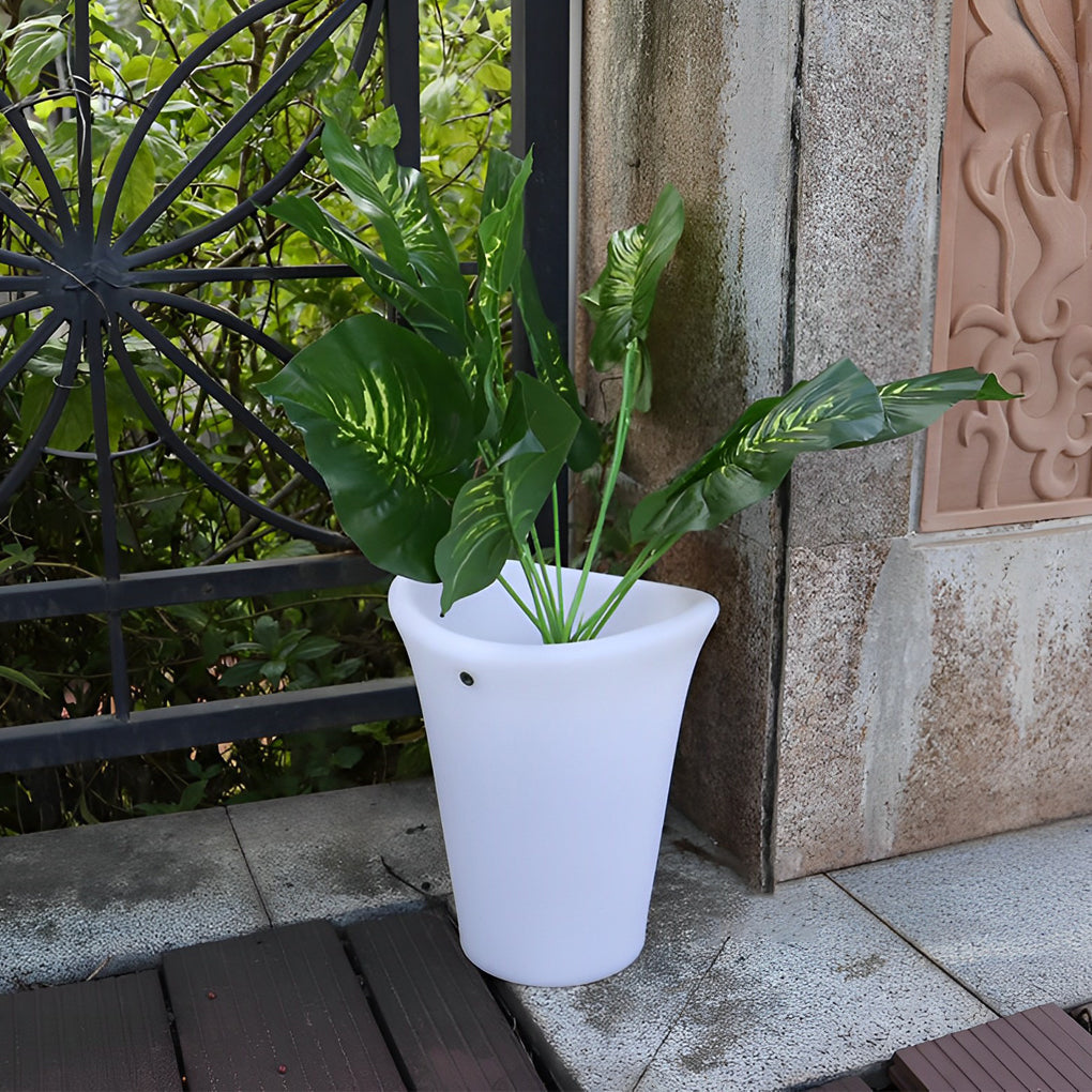 LED Illuminated Planter Modern Outdoor Solar Flowerpot Light