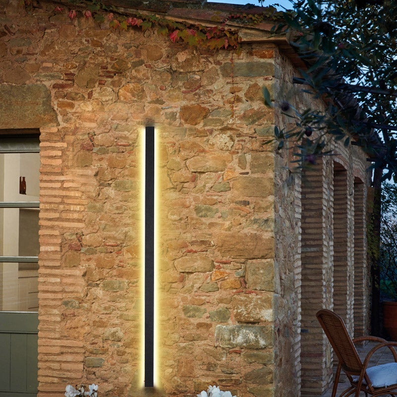 Linear Black Metal Waterproof Dimmable Outdoor Wall Light