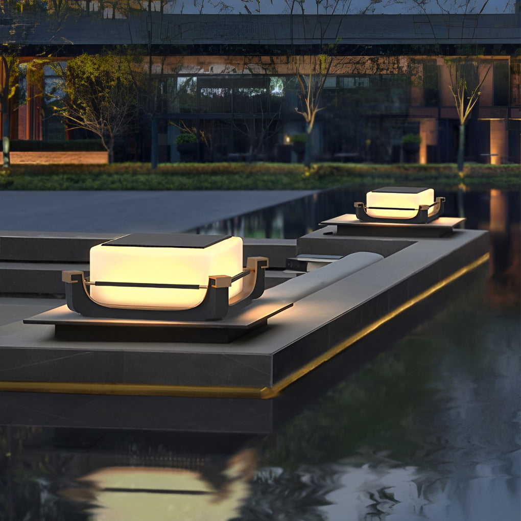Modern Solar Outdoor Post Light Waterproof LED Fence Deck Lighting