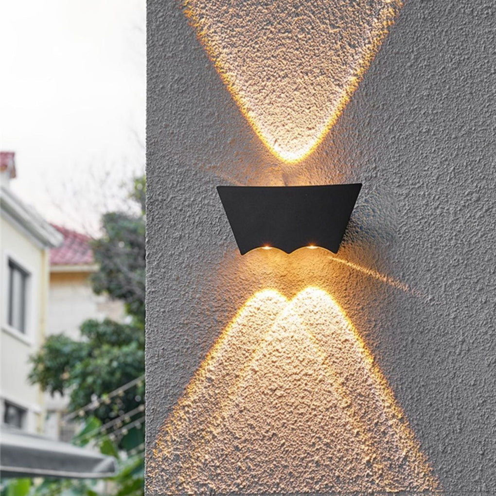 Modern LED Up Down Wall Washer Light – Waterproof Outdoor Black