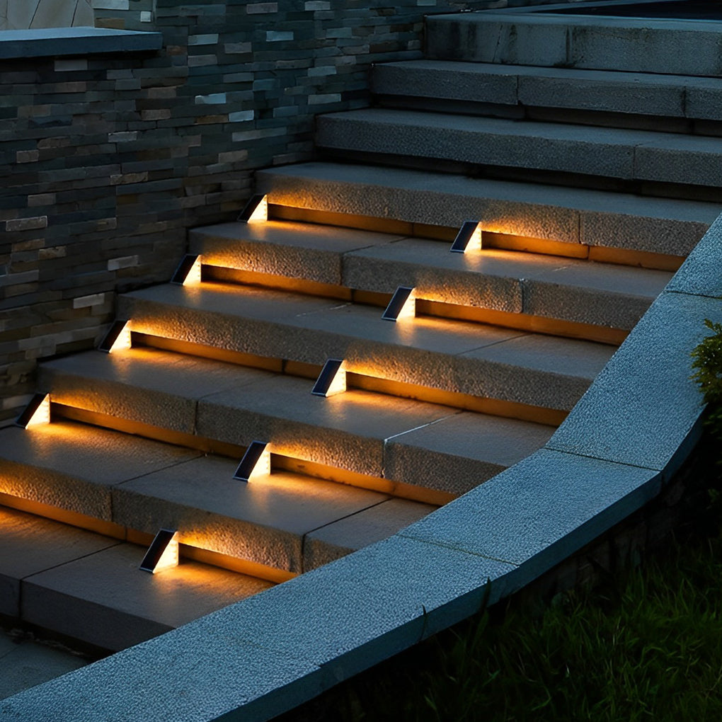 Solar LED Step Light – Modern Waterproof Outdoor Deck Lighting