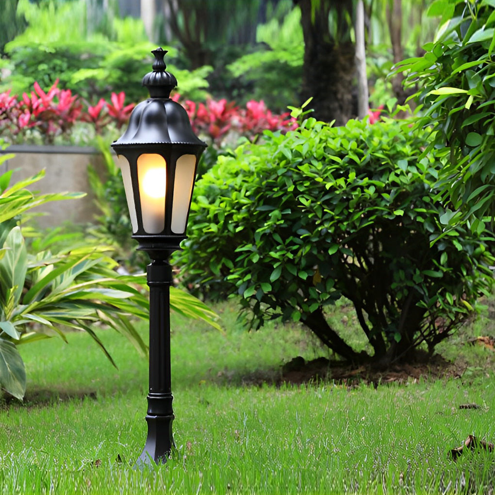 Black Aluminum Outdoor Pathway Lamp Post with Glass Shade