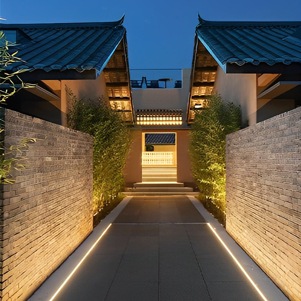 Solar LED Strip Lights Outdoor Remote Controlled Warm Illumination