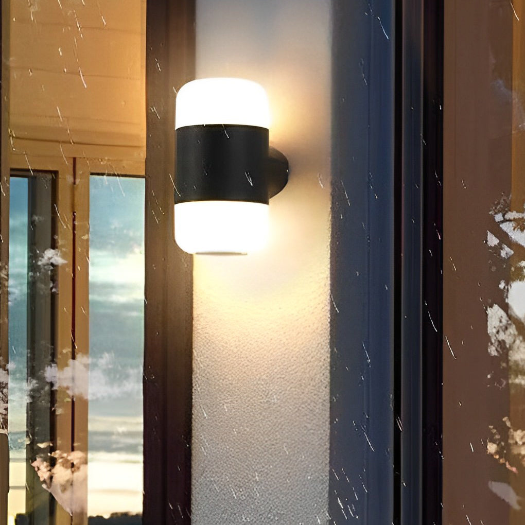 Modern Black Aluminum Outdoor Wall Lamp with LED Up Down Light