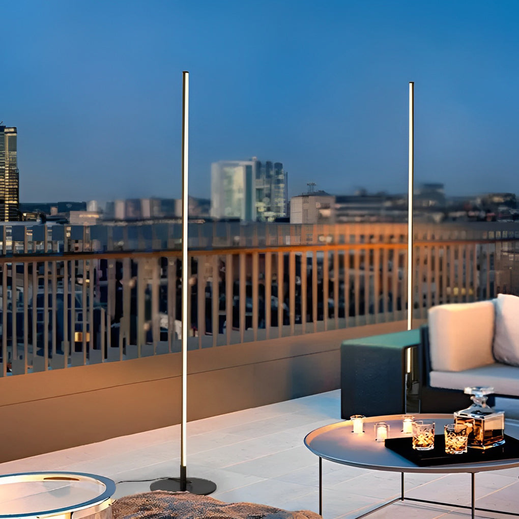 Modern Outdoor LED Linear Floor Lamp Black Aluminum IP65 Waterproof