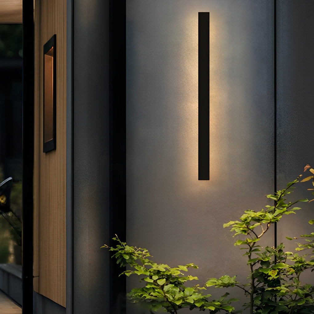 Linear LED Solar Wall Sconce - Modern Black Outdoor Light