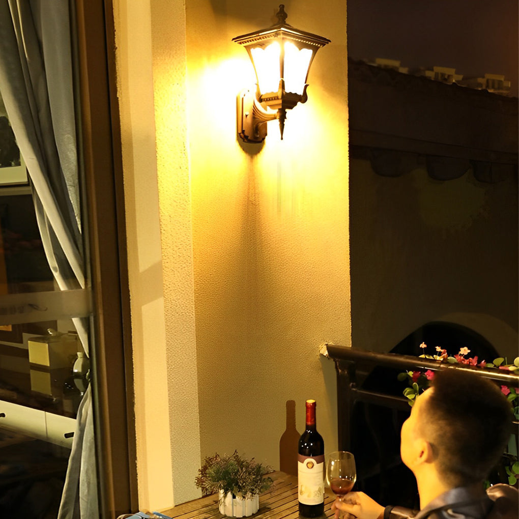 Modern Striped Glass Solar LED Outdoor Wall Light - Black