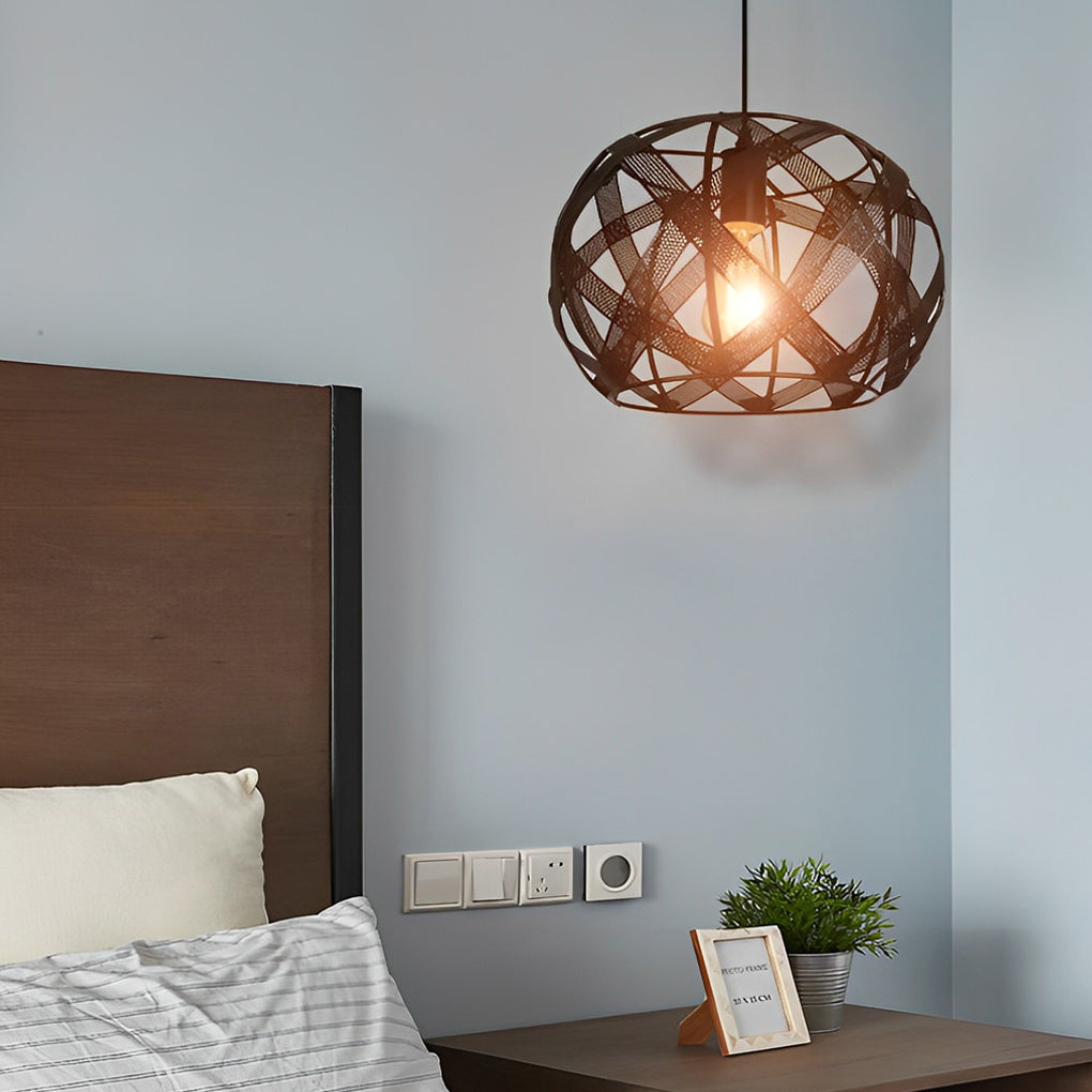 Geometric Iron Mesh Pendant Light – Modern Industrial Black Ceiling