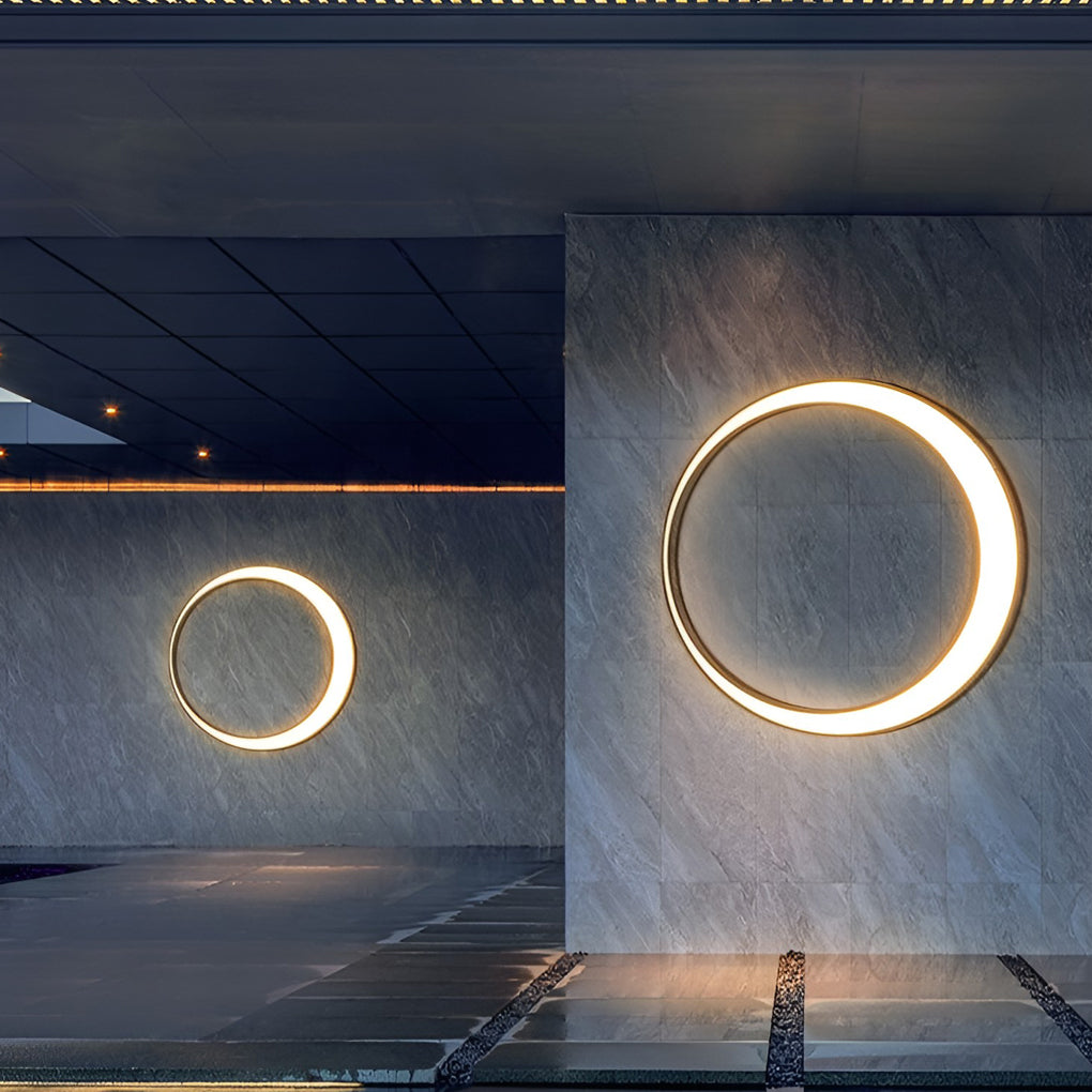 Modern Round Moon LED Outdoor Wall Light IP65 Waterproof