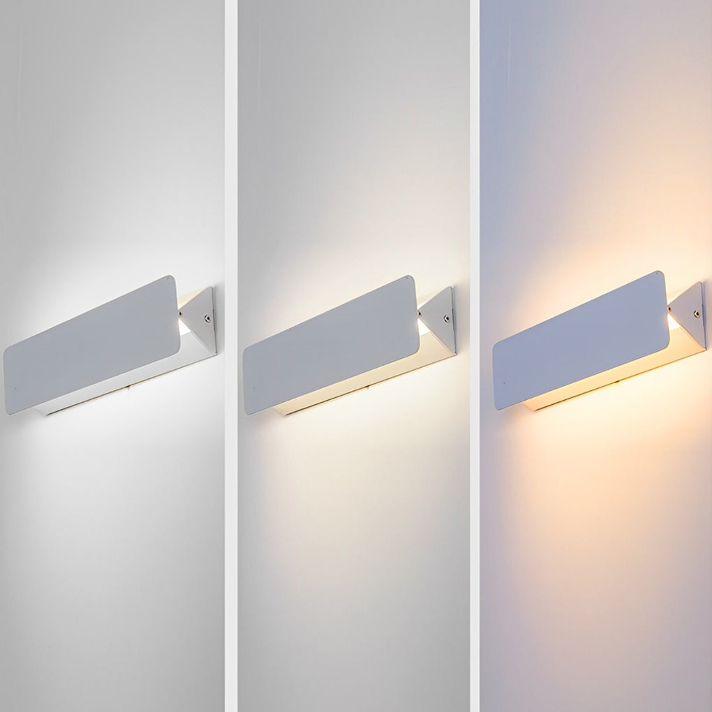 Adjustable Rectangular LED Wall Lamp with 270° Rotation - White