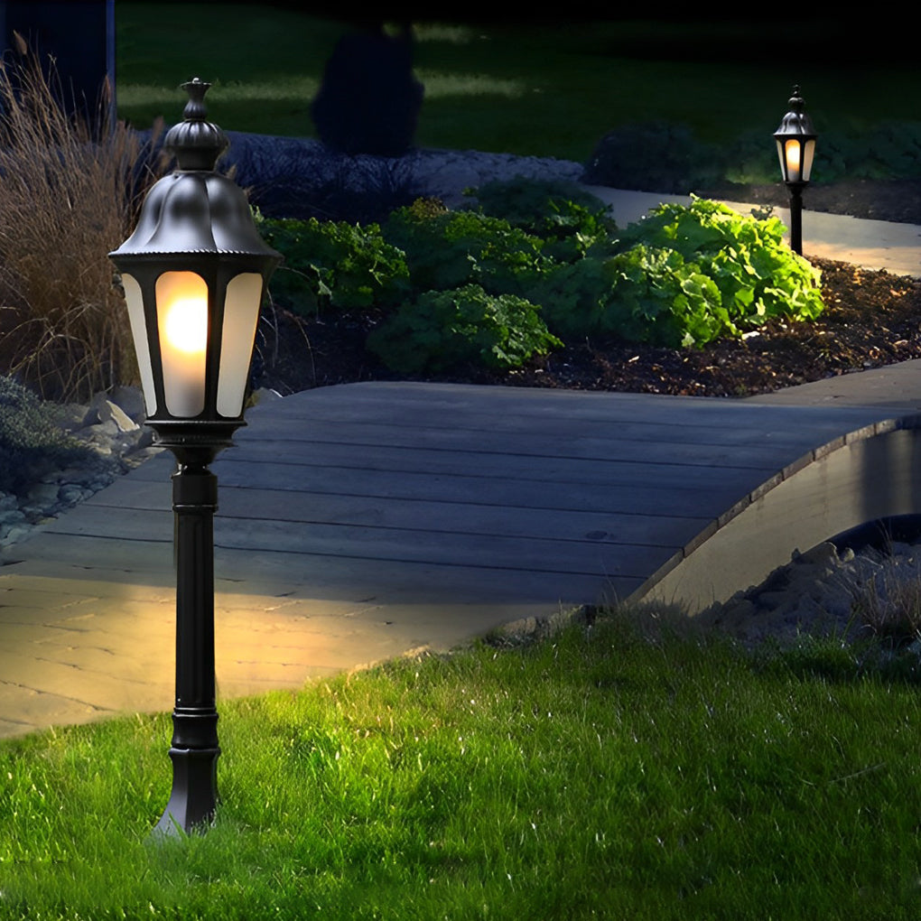 Black Aluminum Outdoor Pathway Lamp Post with Glass Shade