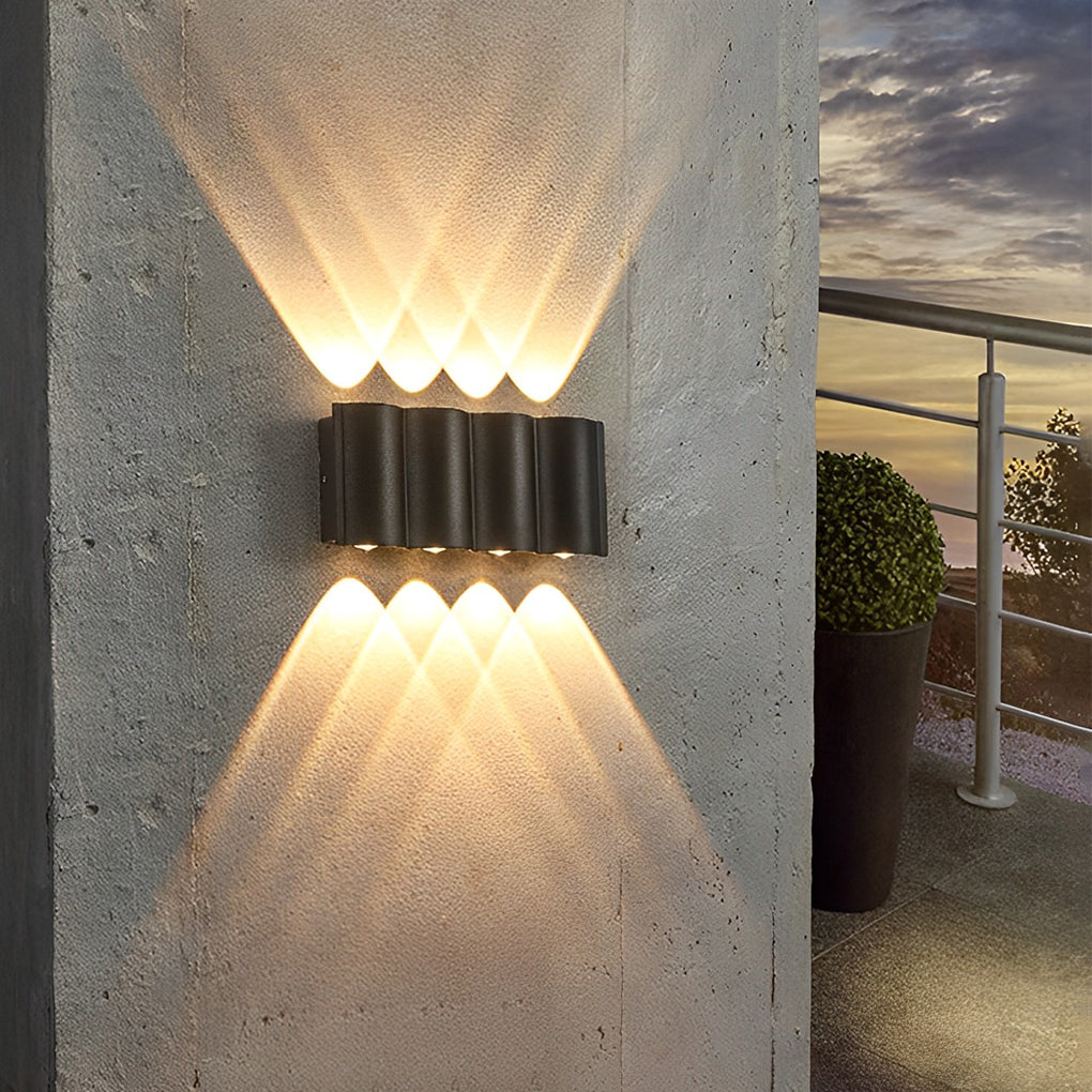 Modern Wave LED Outdoor Wall Light - Waterproof Aluminum Sconce