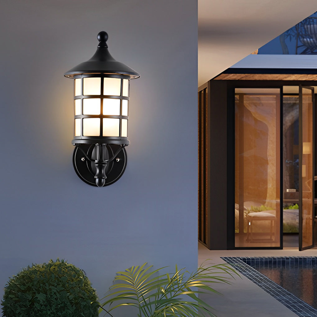 Modern Round Solar Wall Sconce - Black Aluminum & Glass Outdoor